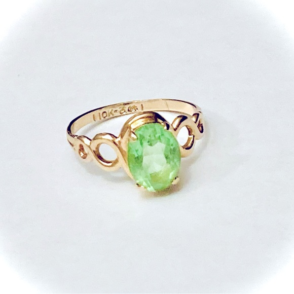 10k SOLID GOLD OVAL SHAPED GREEN BABY RING {NEW OLD STOCK} {VINTAGE} UNWORN! - Picture 3 of 4